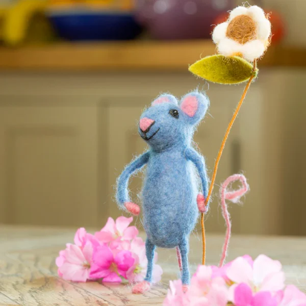 Pretty Blue Mouse with Flower