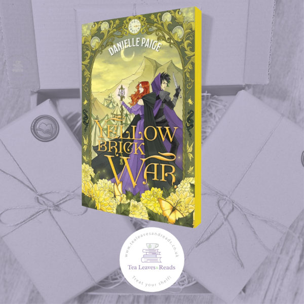 Yellow Brick War by Danielle Paige (Sprayed Edge Edition) Book 3