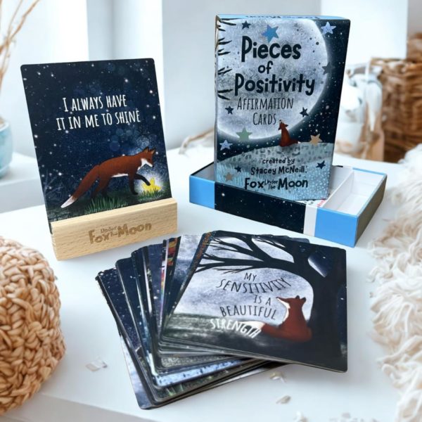 Fox Under the Moon: Pieces of Positivity Affirmation Cards with Display Stand