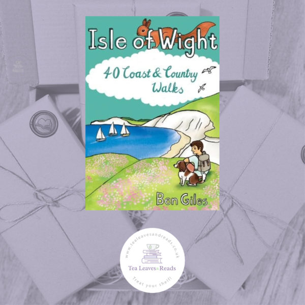 Isle of Wight: 40 Coast & Country Walks (Pocket Mountains) by Ben Giles
