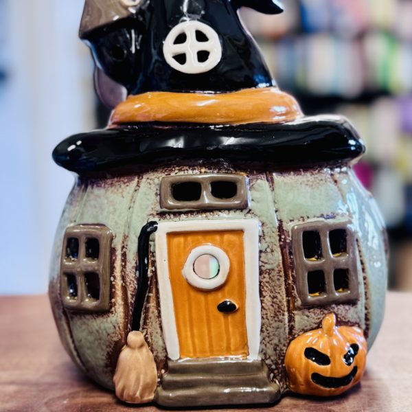 Village Pottery Witches Cauldron