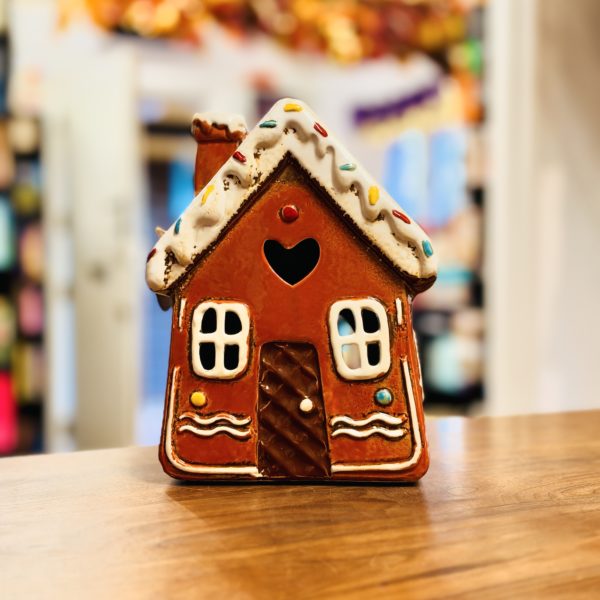 Village Pottery Gingerbread House Swirls